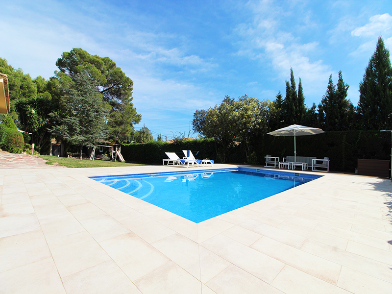 Reparación de piscinas en Valencia para particulares y comunidades